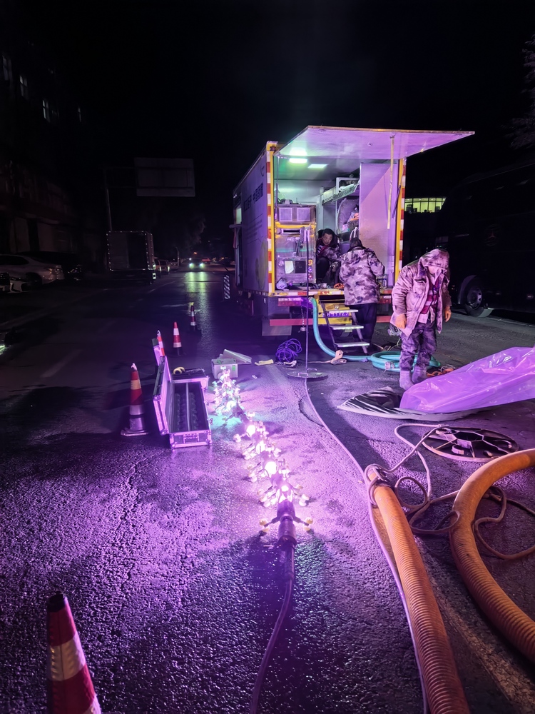 东湖管道非开挖修复