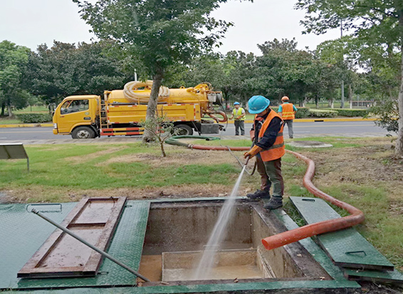 东湖化油池清理